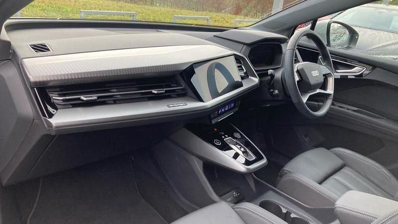 Used Audi Q4 e-tron Sport 210 kW (286 HP) 2025 White SUV