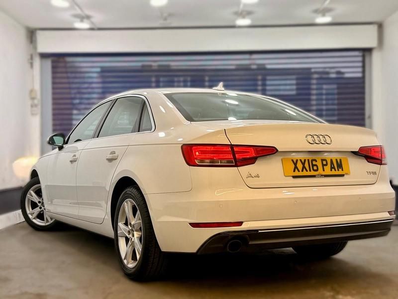 Used Audi A4 Sport 150 HP (110 kW) 2016 White Sedan