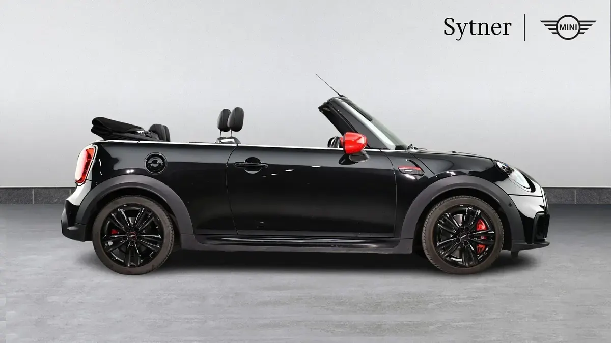 Used Mini John Cooper Works 228 HP (167 kW) 2024 Black Hatchback