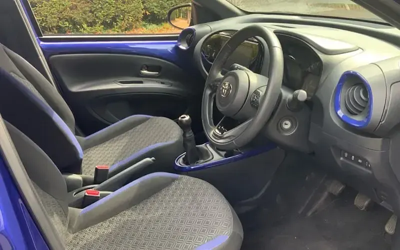 Used Toyota Aygo X 72 HP (52 kW) 2025 Blue SUV
