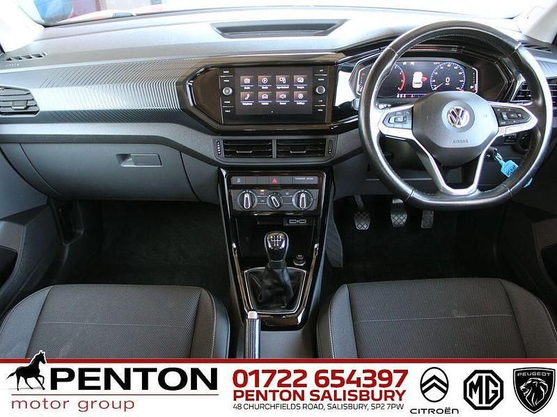 Used VW T-Cross SE 110 HP (80 kW) 2020 Orange SUV