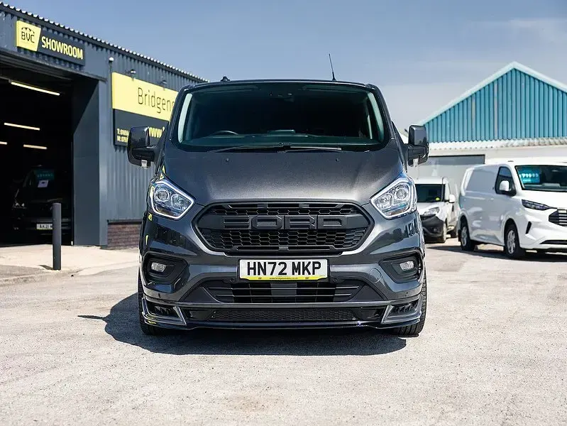 Used Ford Transit Custom Limited 170 HP (125 kW) 2022 Grey Van