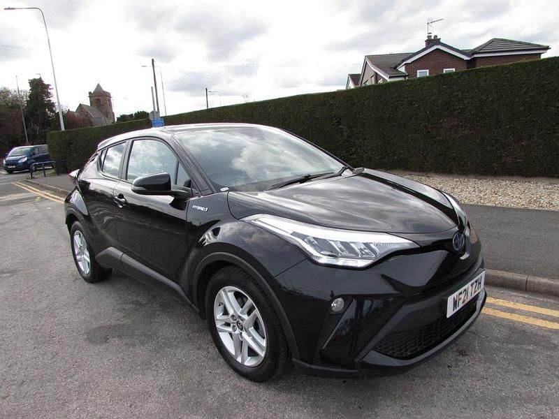 Used Toyota C-HR 122 HP (89 kW) 2021 Black SUV