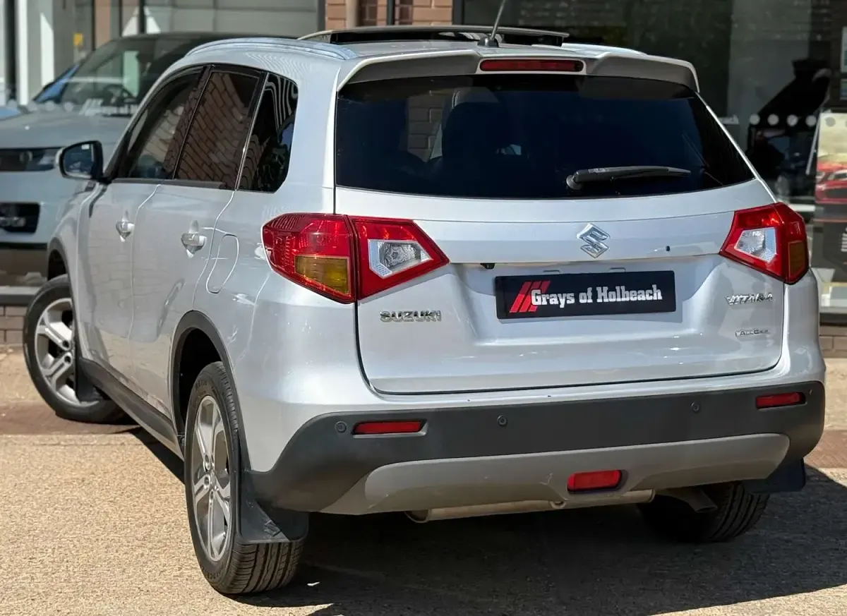 Used Suzuki Vitara SZ5 120 HP (88 kW) 2015 Silver SUV