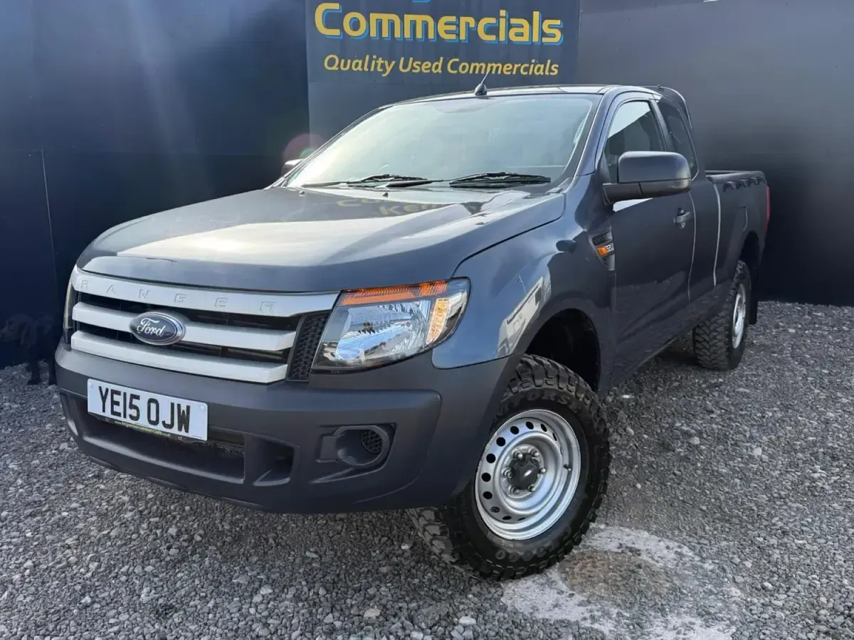 Usado Ford Ranger XL 150 HP (110 kW) 2015 Cinzento Pickup