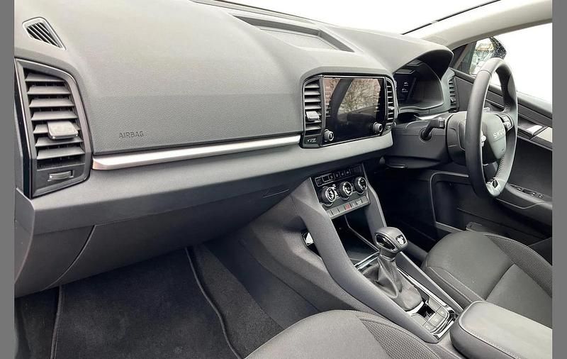 Used Skoda Karoq SE Drive 147 HP (108 kW) 2025 Grey SUV