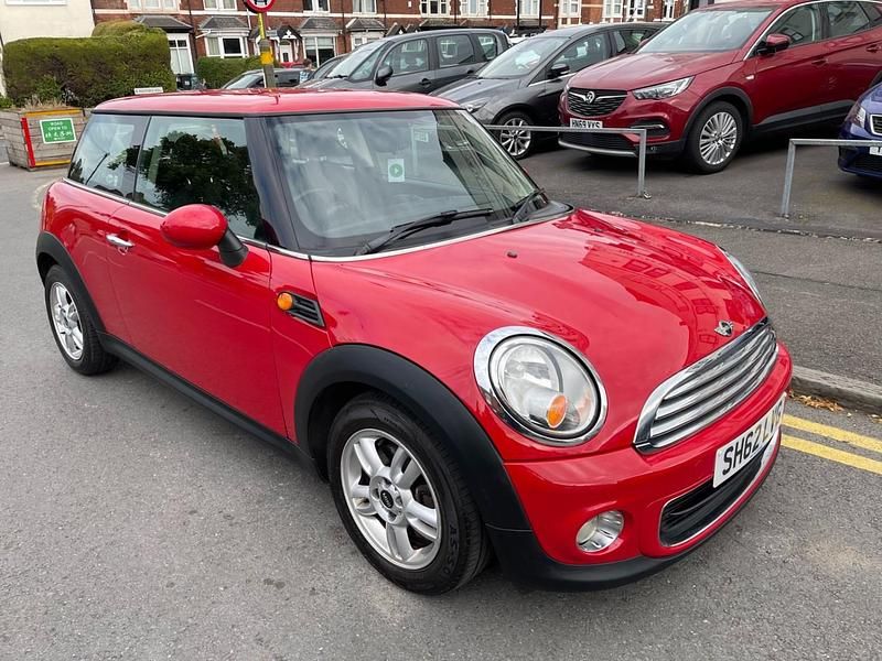 Używany Mini ONE Hatch 2012 Czerwony Hatchback