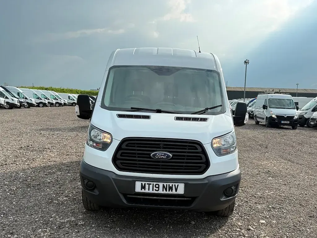 Begagnad Ford Transit 130 HK (95 kW) 2019 Vit Van