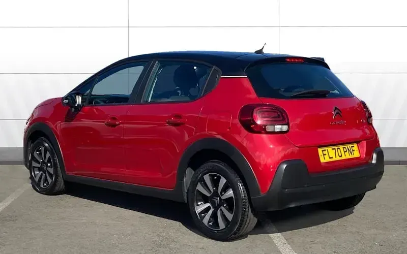 Używany Citroën C3 Feel 83 KM (61 kW) 2020 Czerwony Hatchback