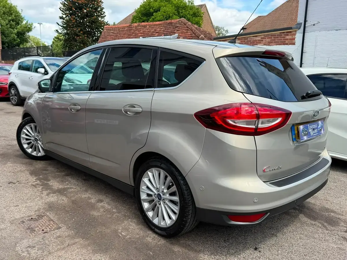 Used Ford C-MAX Titanium 125 HP (91 kW) 2016 Silver MPV