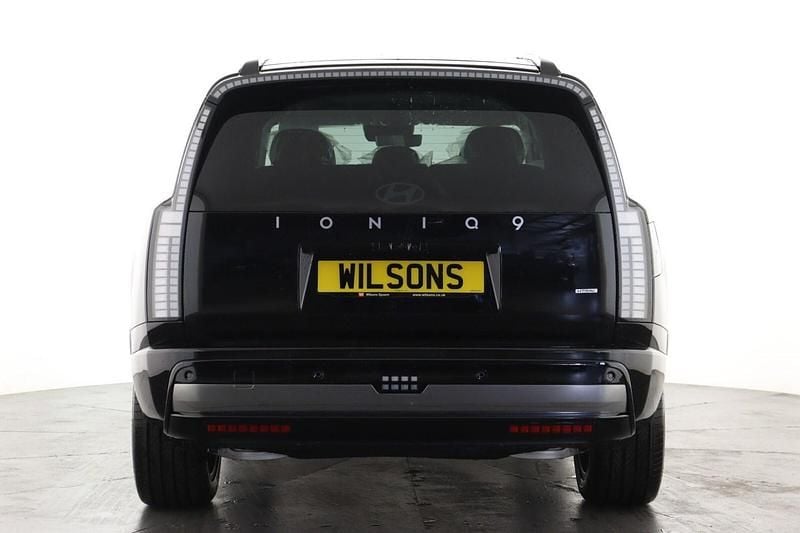 New Hyundai Ioniq 9 314 kW (427 HP) 2025 SUV