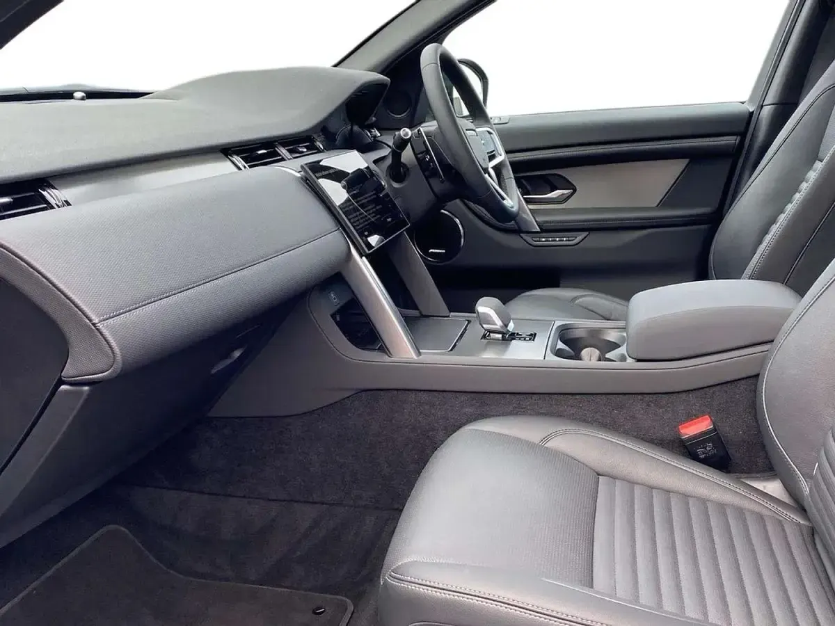 Used Land Rover Discovery Sport SE Dynamic 204 HP (150 kW) 2025 Grey SUV