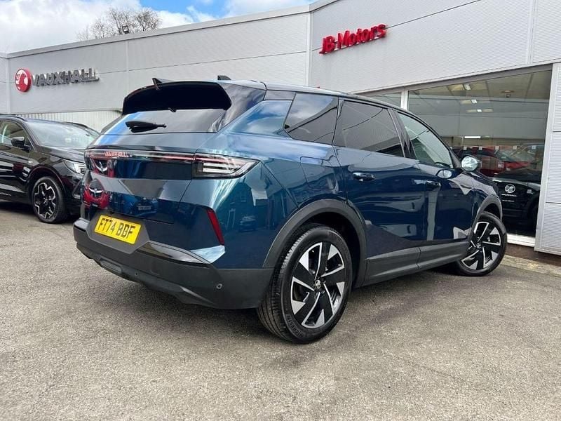 Used Vauxhall Grandland X GSe 134 HP (98 kW) 2024 Blue SUV