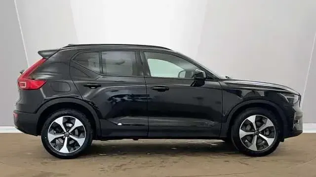 Used Volvo XC40 Plus 194 HP (142 kW) 2026 SUV