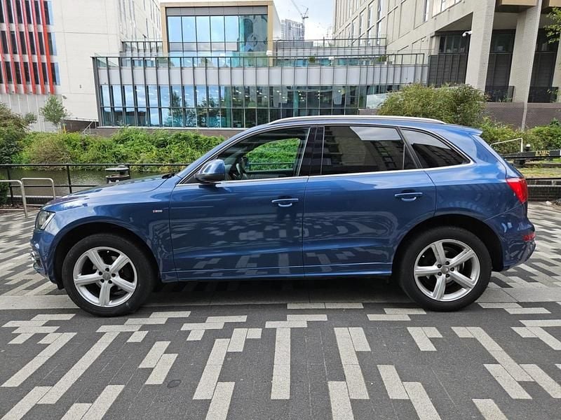 Blue Used 2009 Audi Q5 S-Line SUV | £4,550 (Good price) - Image 1/4