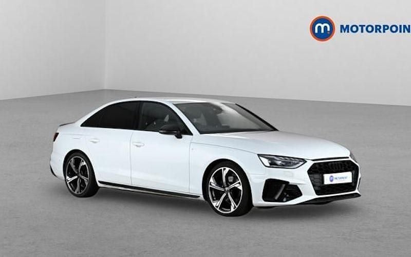Begagnad Audi A4 Black Edition 190 HK (139 kW) 2024 Sedan
