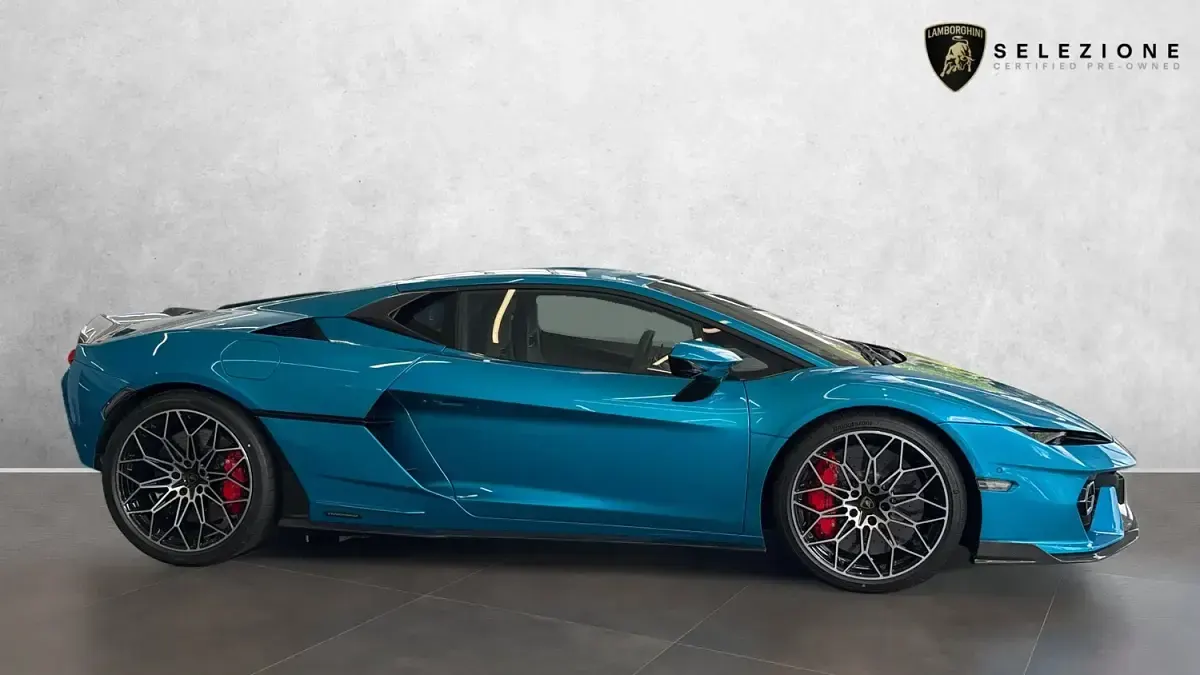 New Lamborghini Temerario 920 HP (676 kW) 2026 Blue Coupe