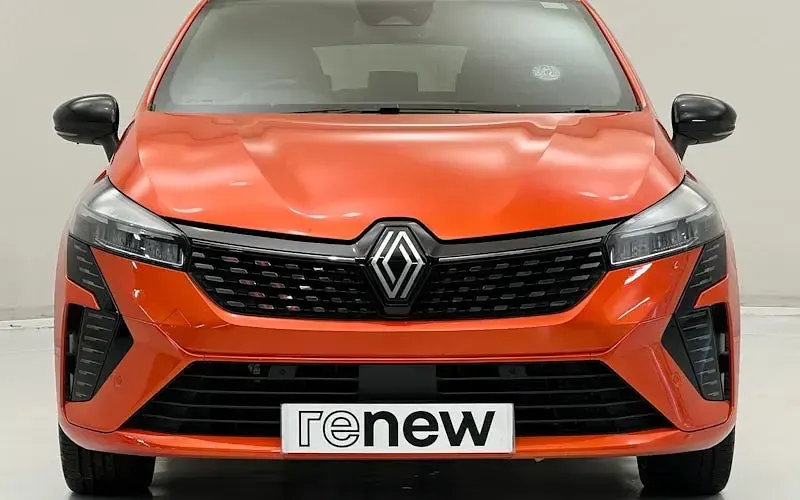 Used Renault Clio Techno 143 HP (105 kW) 2025 Hatchback
