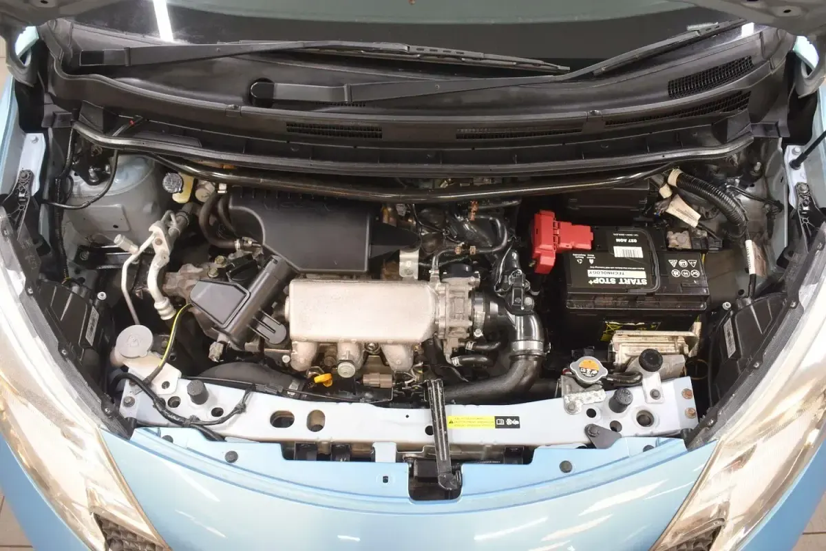 Used Nissan Note Acenta Premium 98 HP (72 kW) 2014 Blue Hatchback