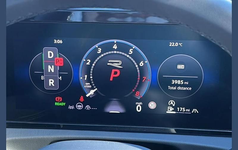 Used VW Tiguan R-line 147 HP (108 kW) 2025 Blue SUV