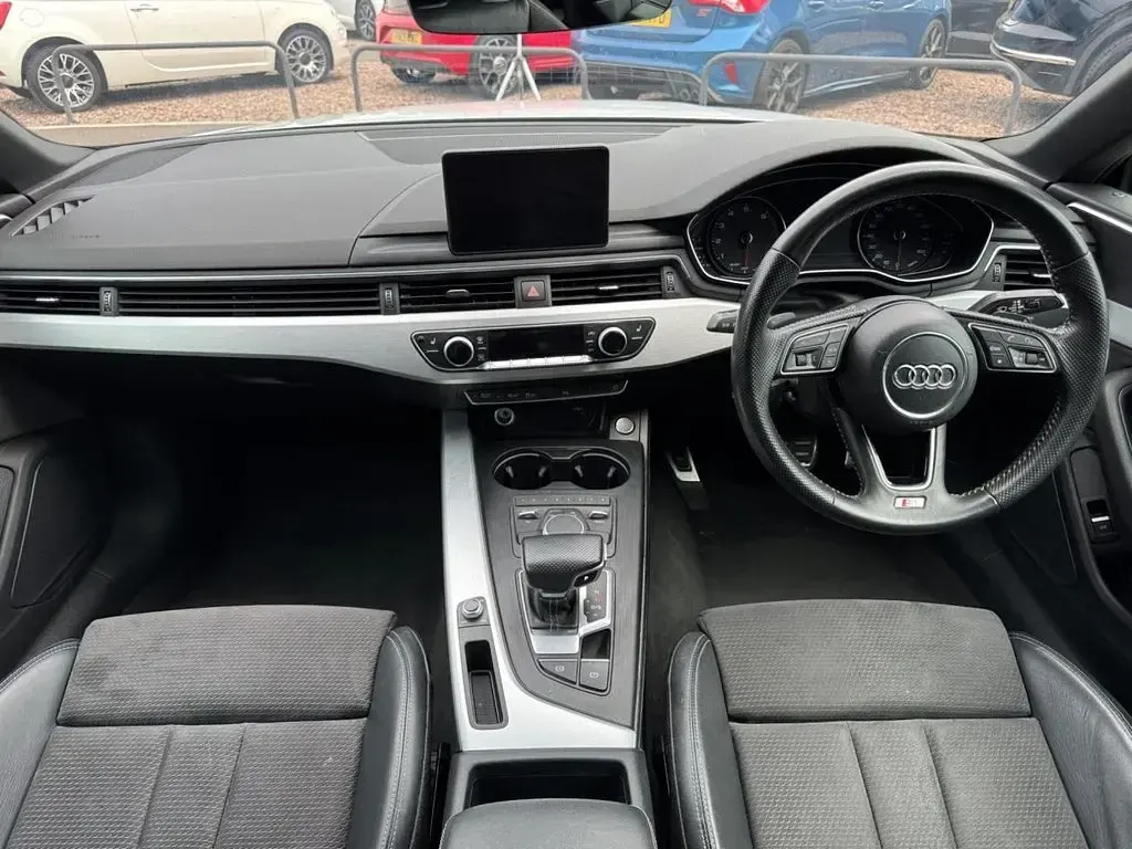 Used Audi A5 S-Line 150 HP (110 kW) 2018 White Coupe