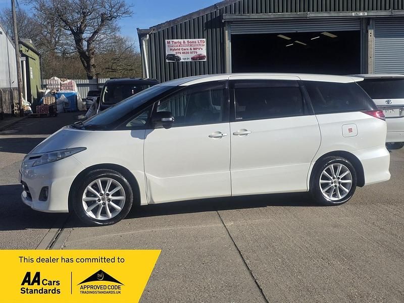 Used Toyota Estima 2010 White MPV