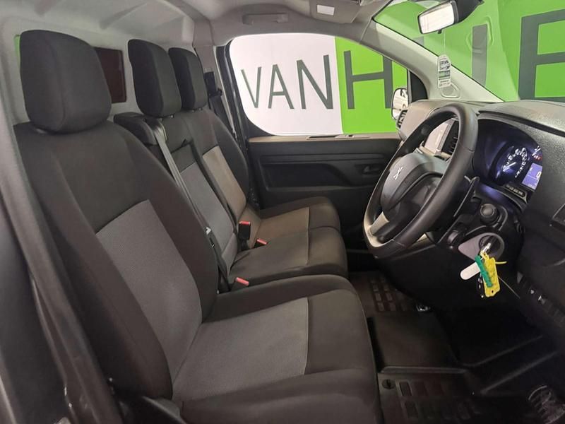 Begagnad Peugeot Expert Premium 2024 Grå Van