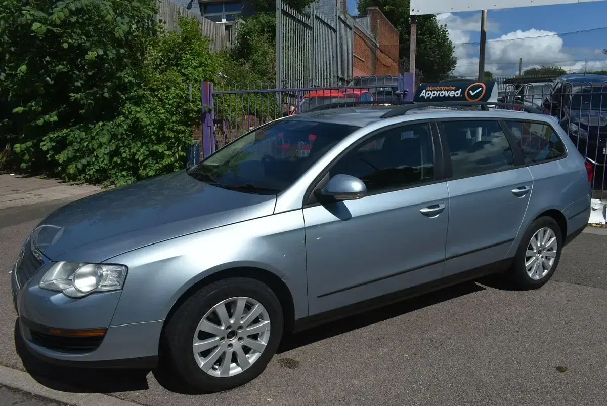 Used VW Passat S 105 HP (77 kW) 2008 Blue Estate