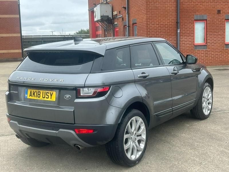 Used Land Rover Range Rover evoque SE 2018 Grey Estate