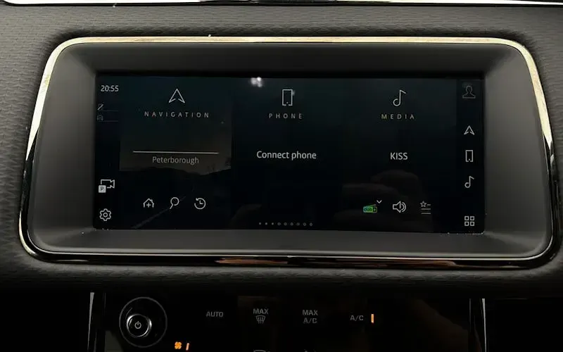 Used Land Rover Range Rover evoque R-Dynamic 253 HP (186 kW) 2021 Black SUV