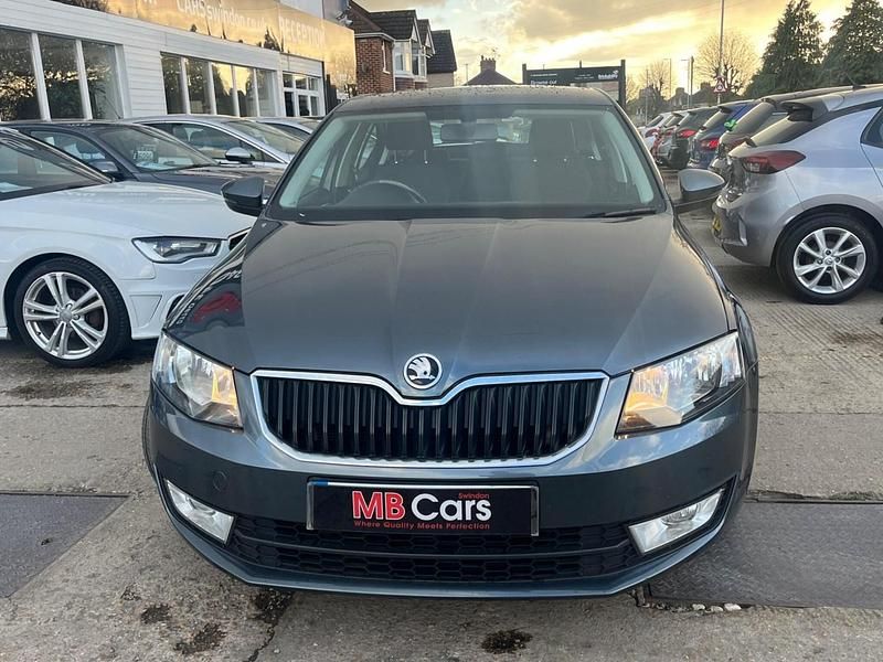 Begagnad Skoda Octavia SE 150 HK (110 kW) 2017 Grå Halvkombi