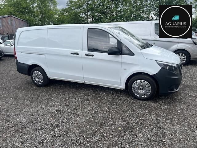 White Used 2019 Mercedes Vito MPV | £11,999 (Fair price) - Image 1/4
