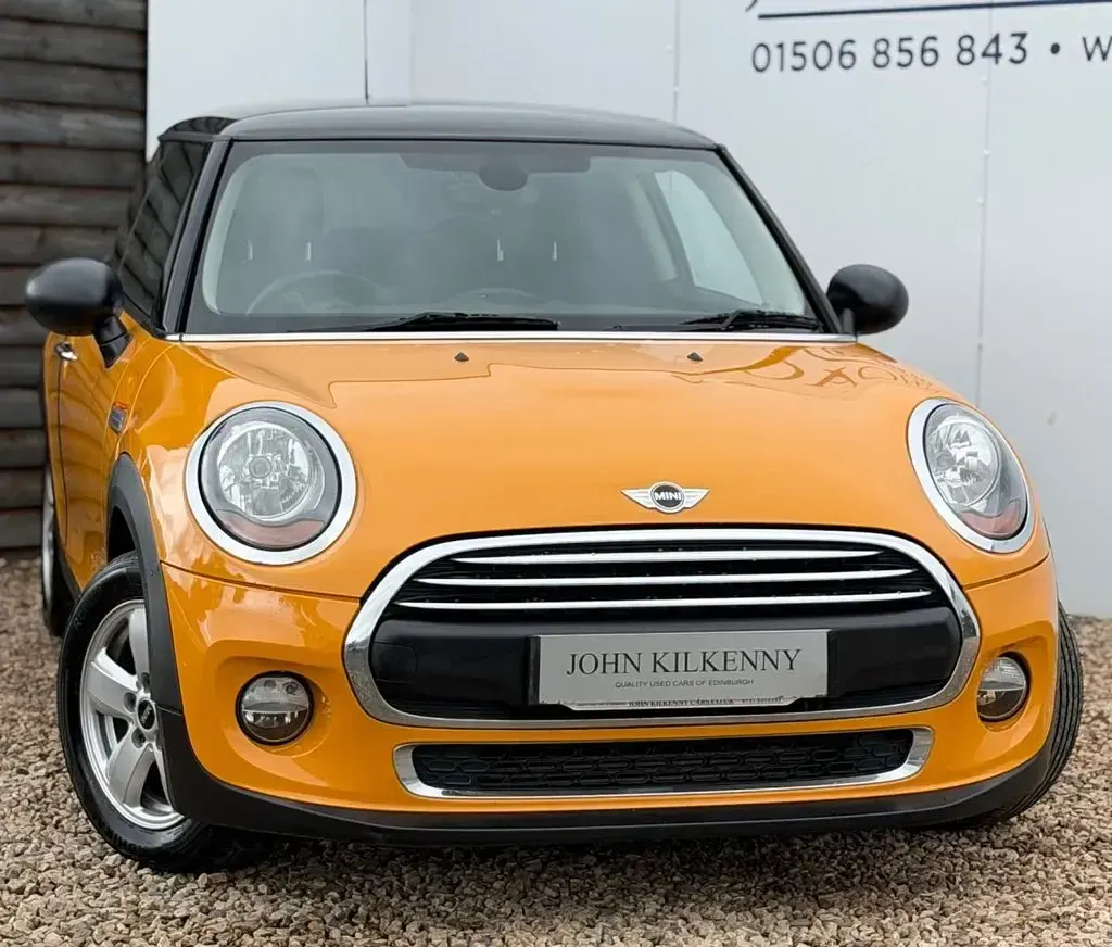 Used Mini ONE Hatch 102 HP (75 kW) 2015 Orange Hatchback