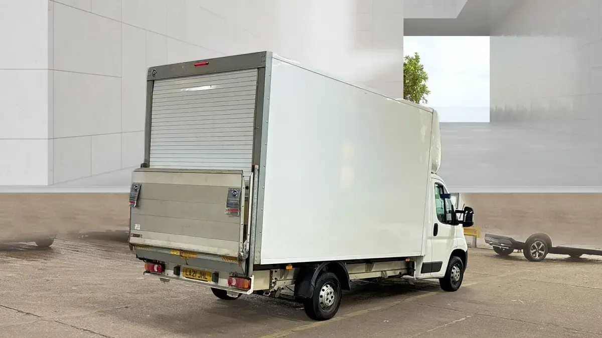 Used Citroën Relay 140 HP (102 kW) 2021 White Van