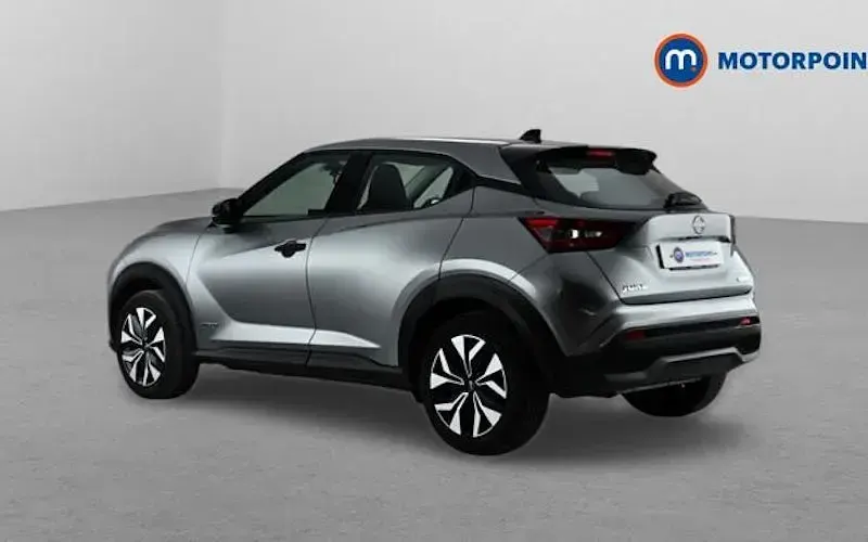 Gebraucht Nissan Juke Acenta Premium 143 PS (105 kW) 2024 Grau SUV