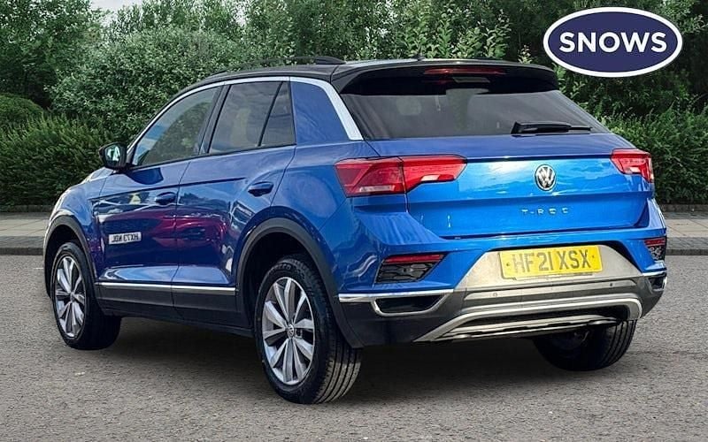 Second-hand VW T-Roc Design 150 CP (110 kW) 2021 Albastru SUV