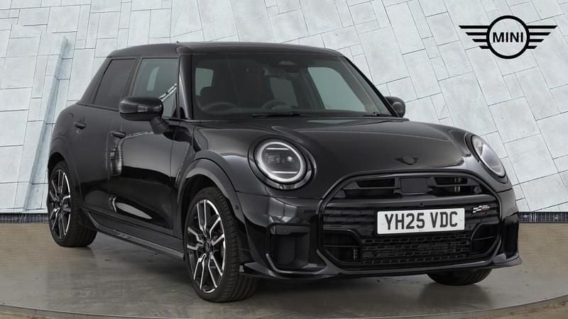 Used Mini Cooper Hatch 154 HP (113 kW) 2025 Black Hatchback