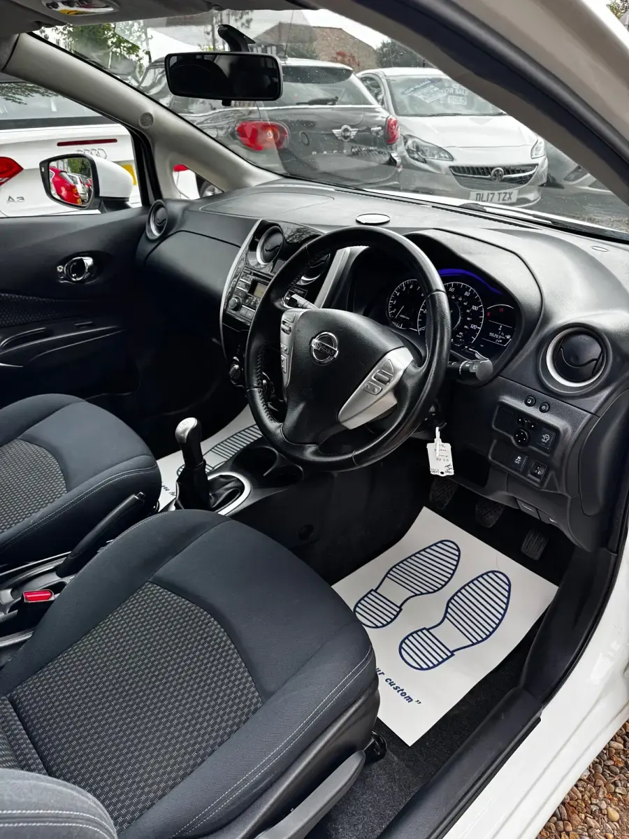 Używany Nissan Note Acenta 80 KM (58 kW) 2016 Biały Hatchback
