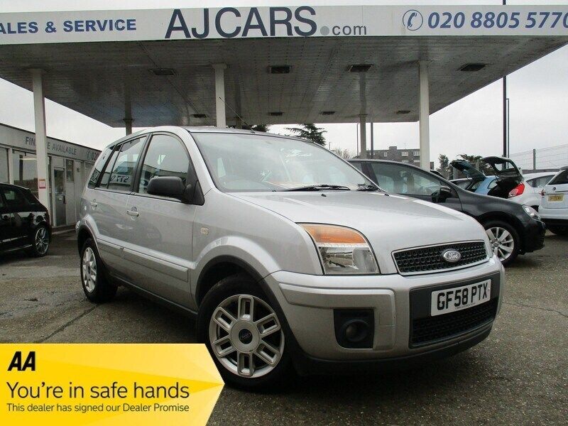 Silver Used 2008 Ford Fusion Zetec Hatchback | £3,550 (A bit pricey) - Image 1/4