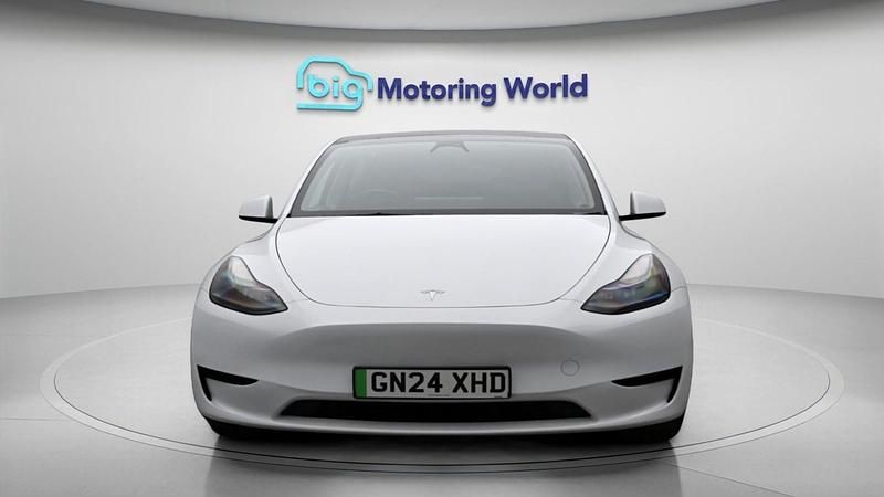 Used Tesla Model Y RWD 219 kW (299 HP) 2024 White SUV
