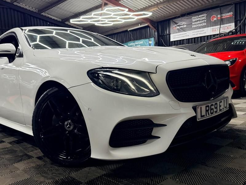 Used Mercedes E220 AMG line 194 HP (142 kW) 2019 White Coupe