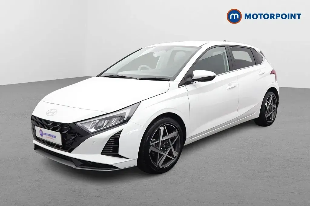 Used Hyundai i20 Premium 2025 White Hatchback