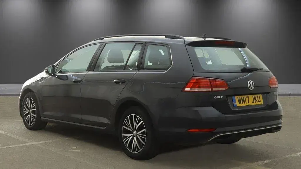 Used VW Golf VII SE 125 HP (91 kW) 2017 Grey Estate
