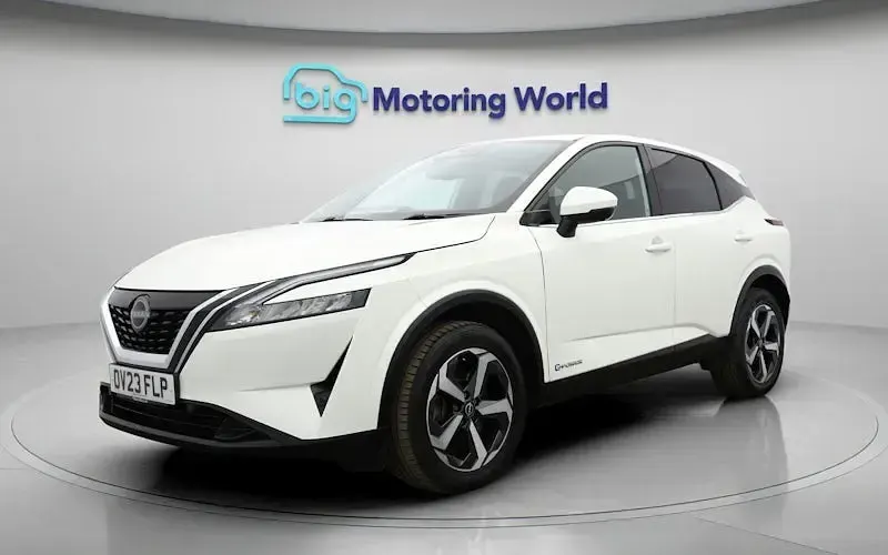 Used Nissan Qashqai N-Connecta 190 HP (139 kW) 2023 White SUV