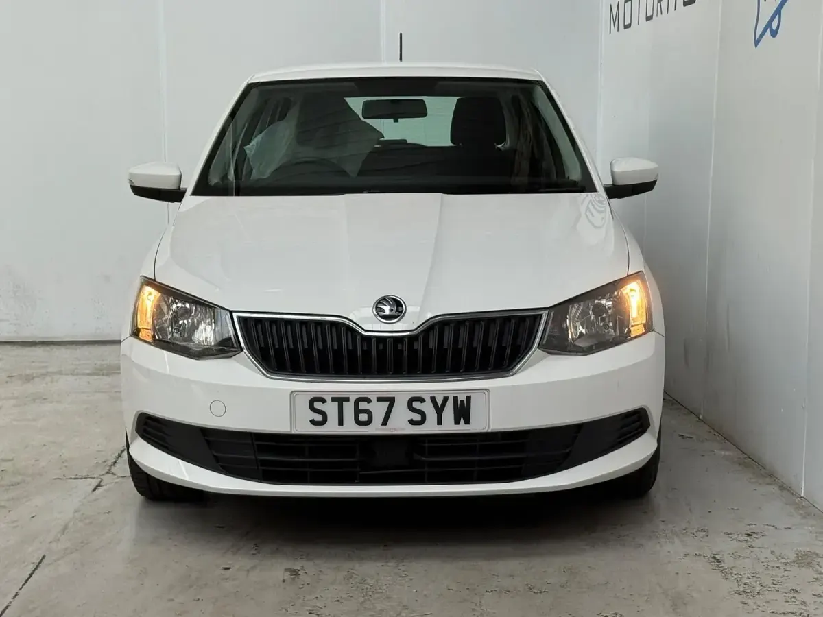Used Skoda Fabia SE 2018 White Hatchback