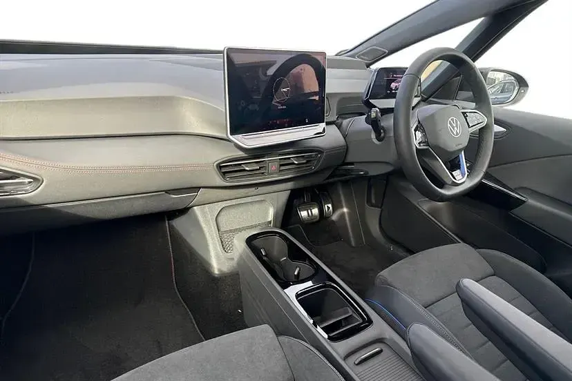 Nuevo VW ID.3 GTX 239 kW (326 CV) 2026 Púrpura Utilitario