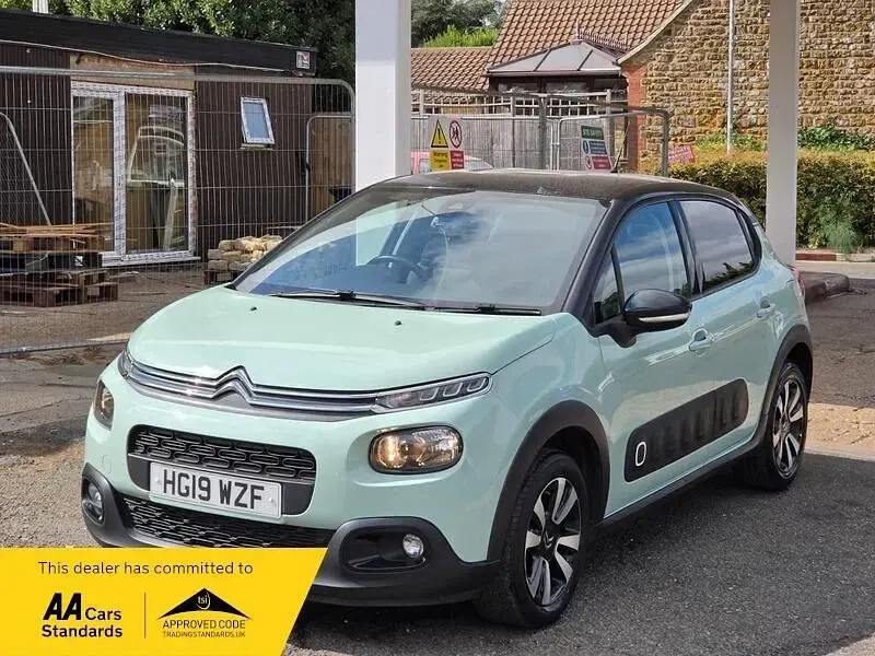 Used Citroën C3 Flair 81 HP (59 kW) 2019 Green Hatchback