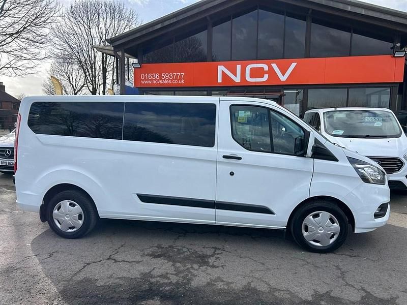 Used Ford Transit Custom Trend 130 HP (95 kW) 2019 White Estate