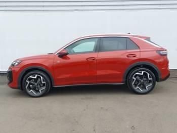 Novo VW T-Roc R-line 150 HP (110 kW) 2026 Vermelho SUV