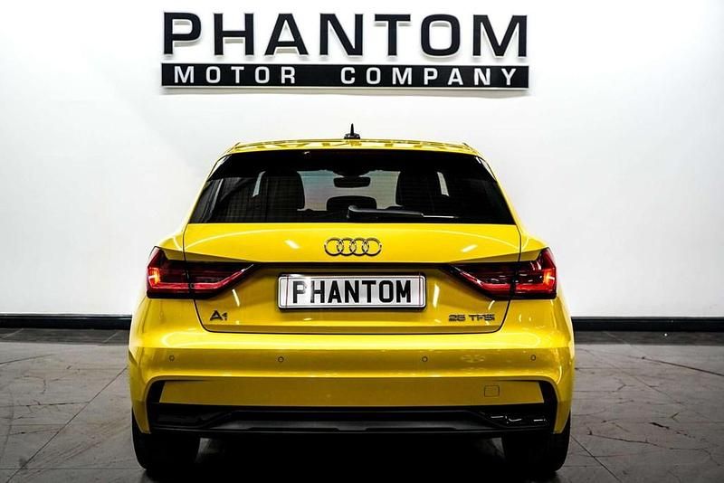 Used Audi A1 Sportback Sport 110 HP (80 kW) 2022 Yellow Hatchback